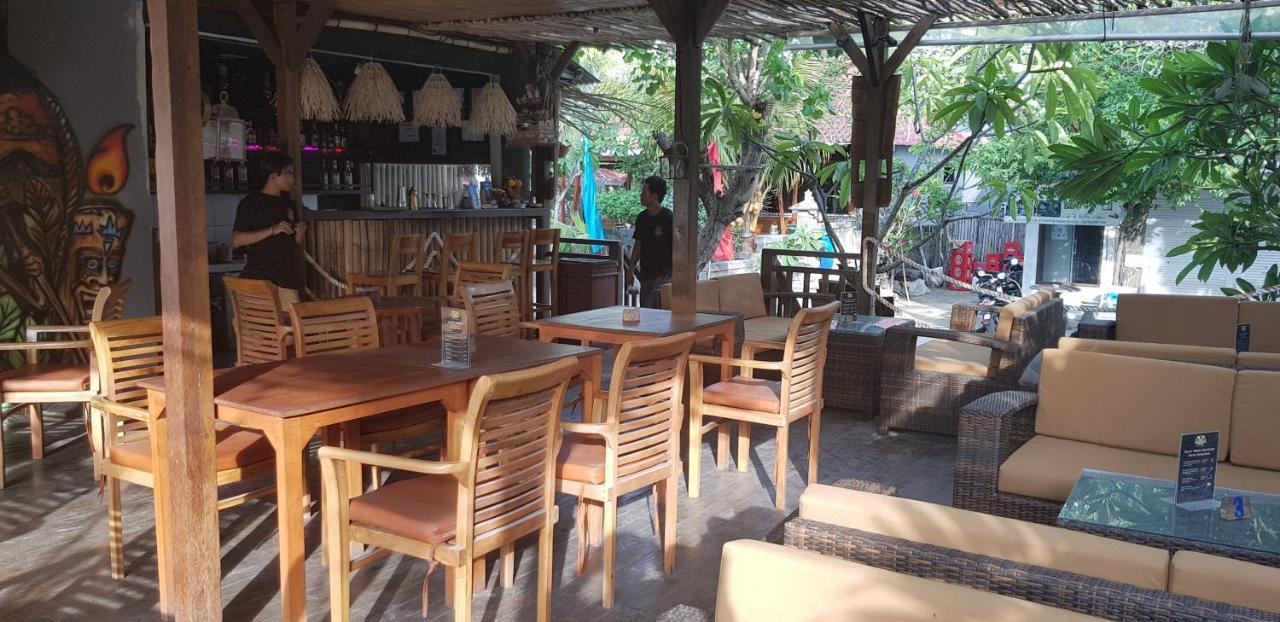 Tiki Bar And More Nusa Lembongan Exteriör bild